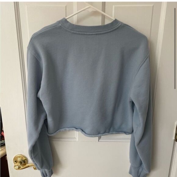 Aritzia TNA Sweatshirt - Picture 4 of 4
